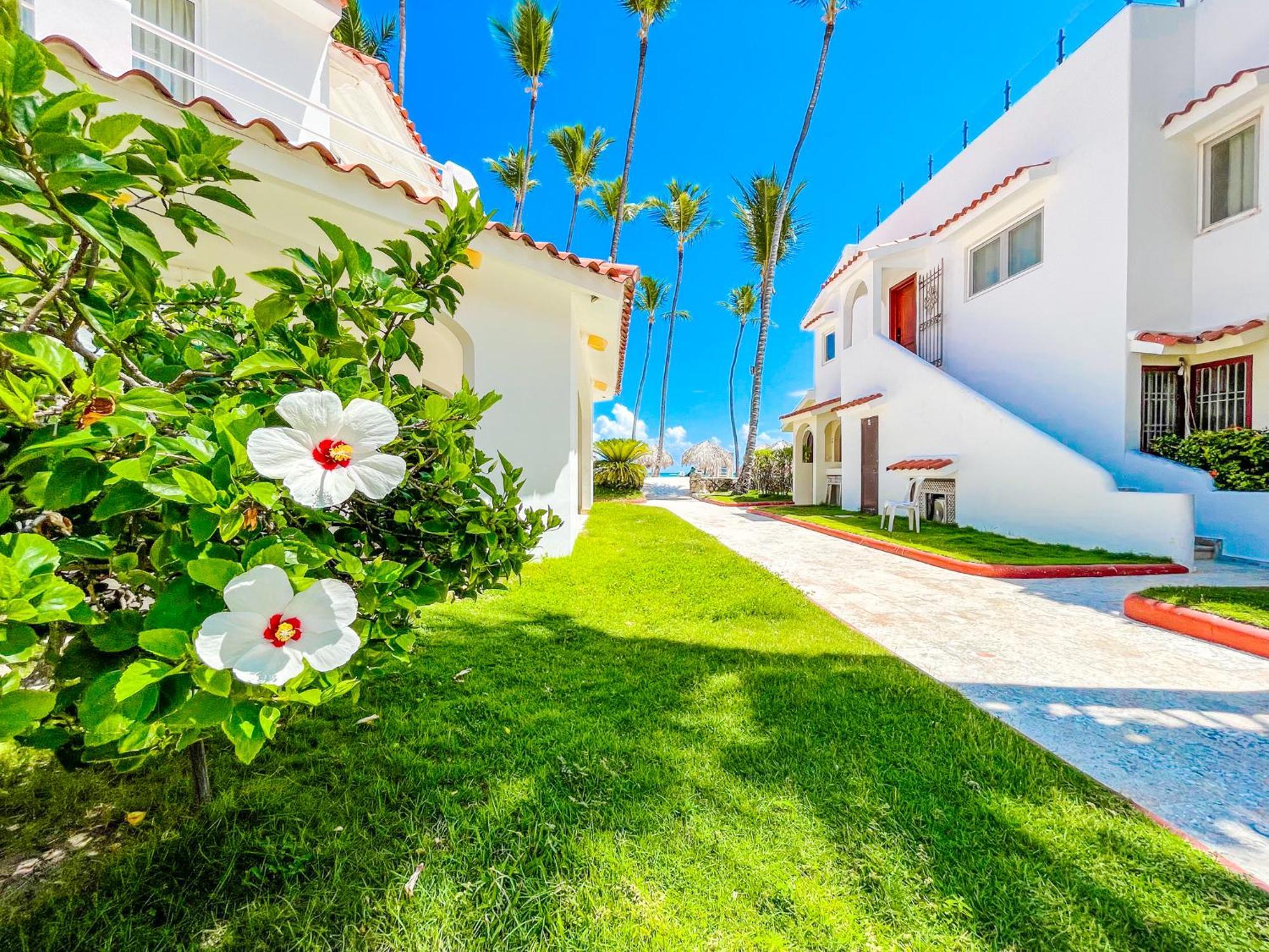 Caribbean Galaxy Hotel Wifi Paradise Los Corales Bavaro Beach Club & Spa プンタ・カナ エクステリア 写真